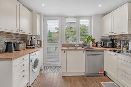 3 bedroom Terraced House for sale in Clinton End, Hemel Hempstead, HP2