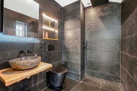 4 bedroom Character Property for sale in Dovers Green Cottages, Radlett, WD7