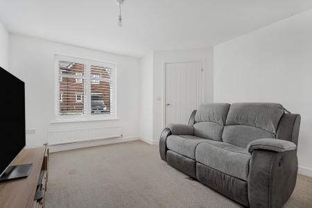 3 bedroom Terraced House for sale in Falcon Way, St Albans, AL4