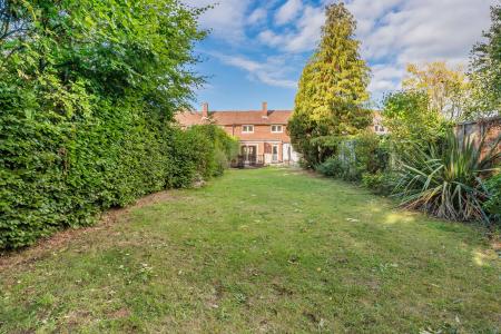 3 bedroom Terraced House for sale in Flint Way, St Albans, AL3