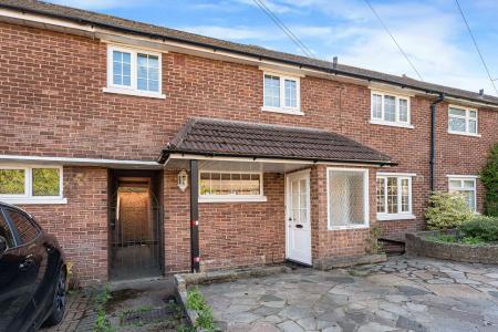 3 bedroom Terraced House for sale in Flint Way, St Albans, AL3