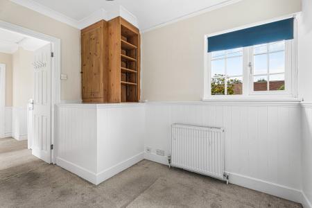 3 bedroom Terraced House for sale in Flint Way, St Albans, AL3