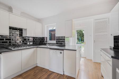 3 bedroom Terraced House for sale in Flint Way, St Albans, AL3