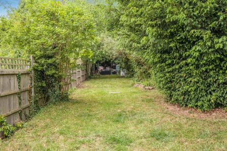 3 bedroom Semi-detached house for sale in Folly Lane, St Albans, AL3