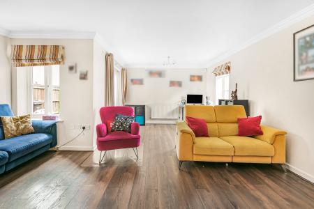 4 bedroom Semi-detached house for sale in Frederick Place, St Albans, AL2