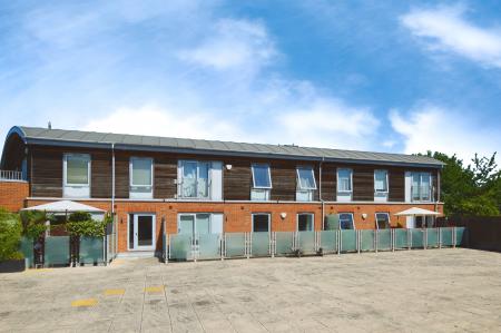 2 bedroom Flat for sale in Hatfield Road, St Albans, AL1