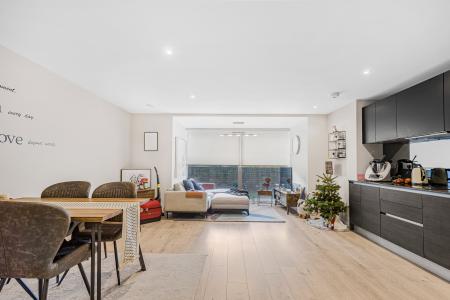 2 bedroom Flat for sale in London Road, St Albans, AL1