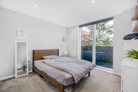 2 bedroom Flat for sale in London Road, St Albans, AL1