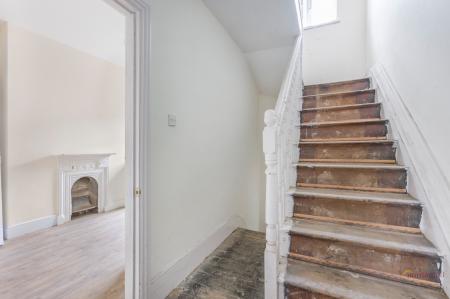 2 bedroom Mixed Use for sale in London Road, St Albans, AL1