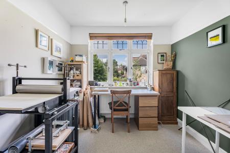 5 bedroom Semi-detached house for sale in Lynton Avenue, St Albans, AL1