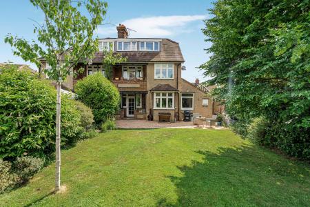 5 bedroom Semi-detached house for sale in Lynton Avenue, St Albans, AL1