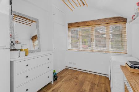 5 bedroom Semi-detached house for sale in Lynton Avenue, St Albans, AL1