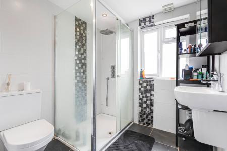 4 bedroom Semi-detached house for sale in Lynton Avenue, St Albans, AL1