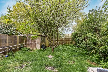 4 bedroom Semi-detached house for sale in Lynton Avenue, St Albans, AL1