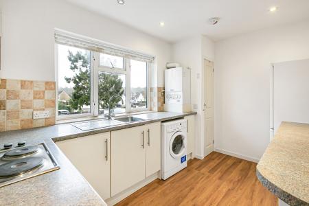 2 bedroom Mixed Use for sale in Oakwood Road, Bricket Wood, AL2