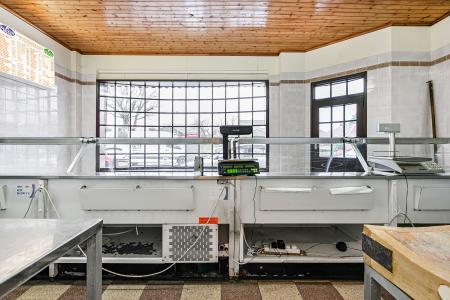 2 bedroom Mixed Use for sale in Oakwood Road, Bricket Wood, AL2