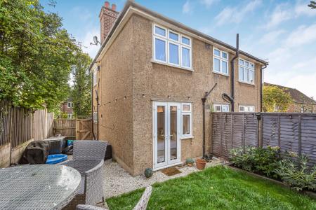 2 bedroom Maisonette for sale in Old London Road, St Albans, AL1