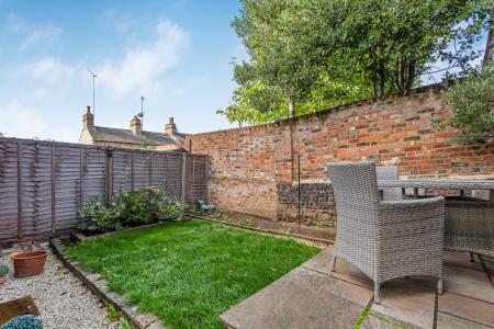 2 bedroom Maisonette for sale in Old London Road, St Albans, AL1