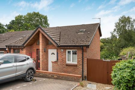 1 bedroom End of terrace house for sale in Riverside Road, St Albans, AL1