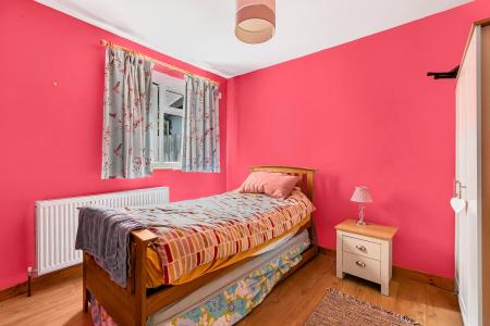 3 bedroom Bungalow for sale in Tippendell Lane, St Albans, AL2