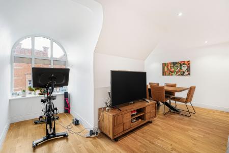 2 bedroom Flat for sale in Victoria Street, St Albans, AL1