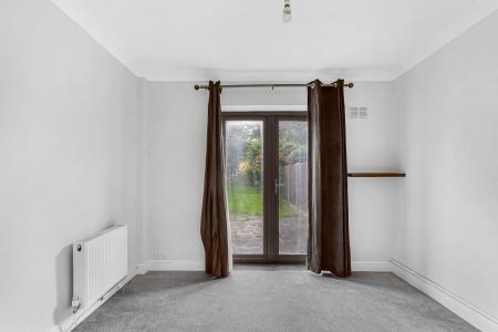 4 bedroom Terraced House for sale in Woollam Crescent, St Albans, AL3