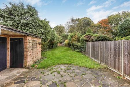 4 bedroom Terraced House for sale in Woollam Crescent, St Albans, AL3