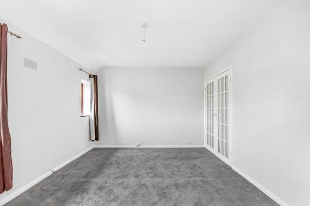 4 bedroom Terraced House for sale in Woollam Crescent, St Albans, AL3