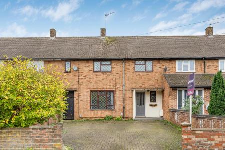 4 bedroom Terraced House for sale in Woollam Crescent, St Albans, AL3