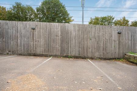 1 bedroom Flat for sale in Porters Wood House, St Albans, AL3