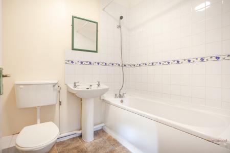 1 bedroom Ground floor maisonette to let in Sandridge Road, St Albans, AL1