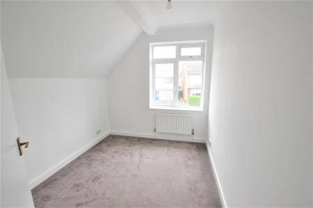 2 bedroom Flat to let in Sandridge Road, St Albans, AL1