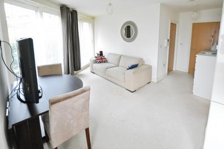 1 bedroom Ground floor maisonette to let in Charrington Place, St Albans, AL1