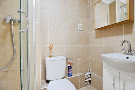 1 bedroom Flat to let in St. Leonards Court, St Albans, AL4