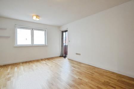 2 bedroom Flat to let in Brookfield House, Hemel Hempstead, HP2