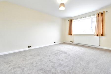 3 bedroom Detached house for sale in Oaklands Lane, St Albans, AL4