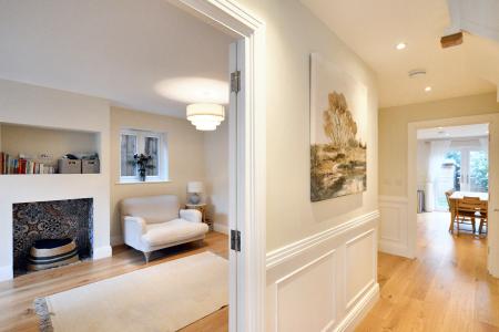 4 bedroom Detached house for sale in Wain Close, St Albans, AL1