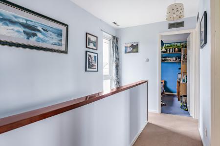 4 bedroom Detached house for sale in The Paddock, Hatfield, AL10