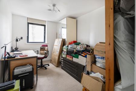 2 bedroom Flat for sale in Darwin Ct, Newsom Place, St Albans, AL1