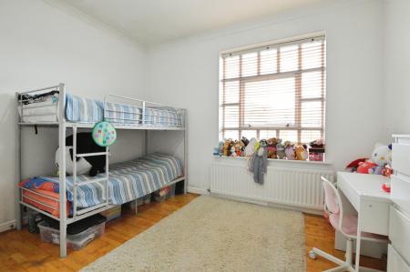 2 bedroom Flat to let in Lattimore Road, St Albans, AL1