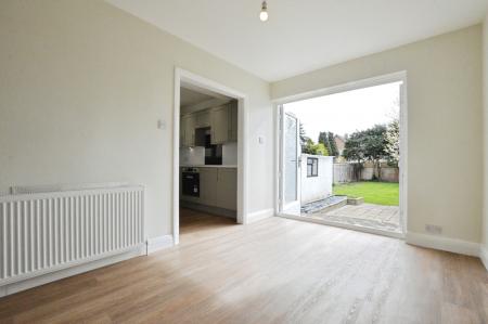 3 bedroom Detached house to let in Watford Road, St Albans, AL2