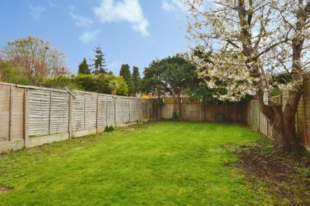 3 bedroom Detached house to let in Watford Road, St Albans, AL2