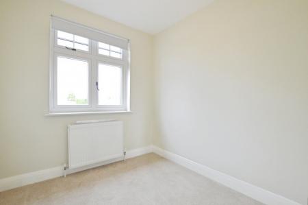 3 bedroom Detached house to let in Watford Road, St Albans, AL2