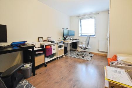 2 bedroom Flat to let in Newsom Place, St Albans, AL1