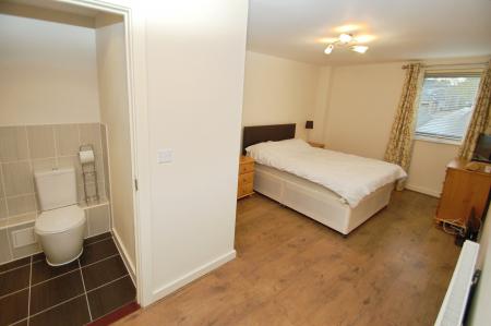2 bedroom Flat to let in Newsom Place, St Albans, AL1