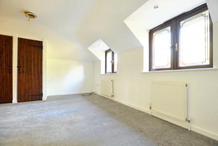 4 bedroom Detached house to let in Robbery Bottom Lane, Welwyn, AL6