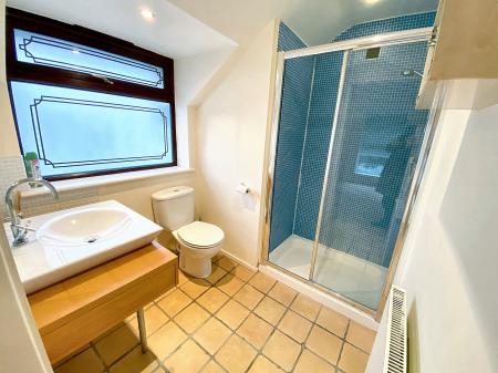 4 bedroom Detached house to let in Robbery Bottom Lane, Welwyn, AL6