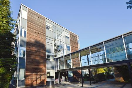 2 bedroom Flat to let in Newsom Place, St Albans, AL1