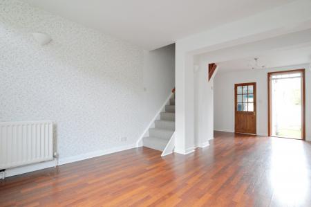 2 bedroom Semi-detached house to let in Albion Road, St Albans, AL1