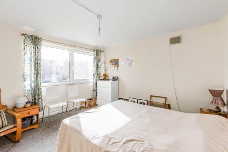 2 bedroom Flat for sale in Lemsford Road, St Albans, AL1
